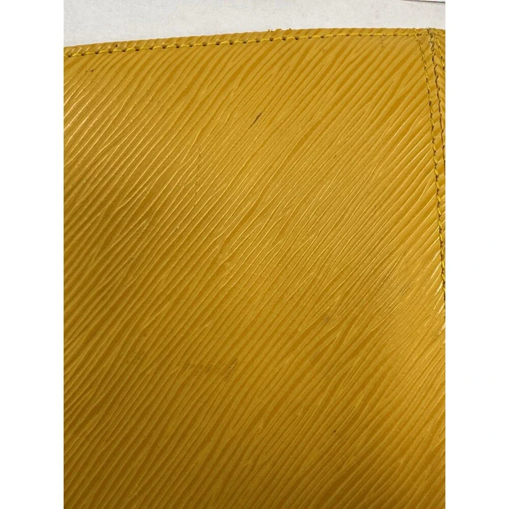 Vintage Louis Vuitton Epi Leather Jaune Yellow Clutch Pochette Made France